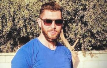 الاحتلال يداهم منزلا ويحقق مع زوجة الشهيد صالح البرغوثي