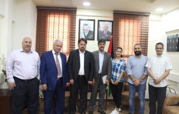 الخليل: غرفة المحافظة تبحث برنامج 