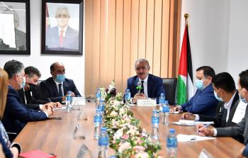 اشتية يزور وزارة الزراعة برام الله 