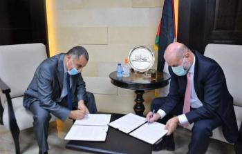 الهباش وأبو الرب خلا توقيع مذكرة التفاهم