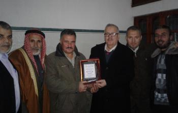 التواصل الجماهيري تهنئ عــزمي دلـــول  لحصوله على درجة الدكتوراه
