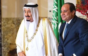 العاهل السعودي الملك سلمان بن عبد العزيز والرئيس المصري عبد الفتاح السيسي