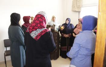 المرأة العاملة للتنمية تنفذ سلسلة لقاءات توعوية