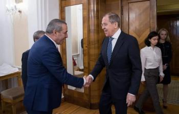 حسين الشيخ يلتقي وزير الخارجية الروسي