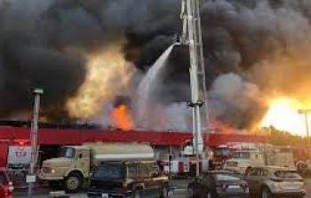 شاهد: حريق ضخم في سوق مركزي بالكويت