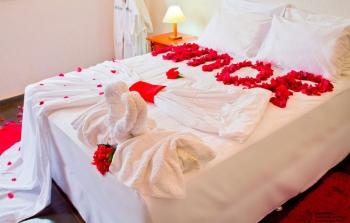 غرفة نوم في عيد الحب