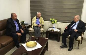 حواتمة يدعو إلى حماية مسيرة العودة باعتبارها خياراً وطنياً