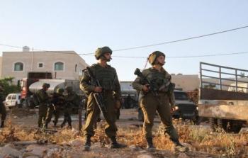 قوات الاحتلال تستولي على معدات خاصة لبلدية نابلس
