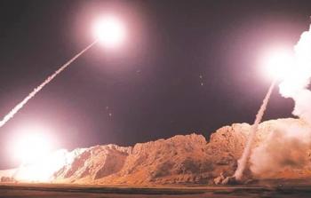الصواريخ الإيرانية المنطلقة تجاه القاعدة الأمريكية في العراق
