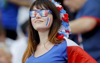الفيفا يكشف نتائج تحليل المنشطات في كأس العالم 2018 -مشجعة فرنسية-