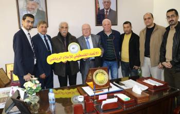 لقاء محافظ غزة مع اتحاد الاعلام الرياضي