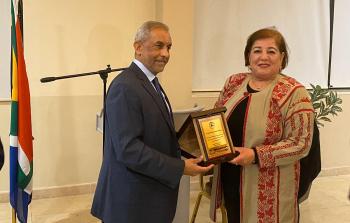 الجبهة العربية الفلسطينية تكرم سفير جنوب أفريقيا خلال حفل وداع أقيم له