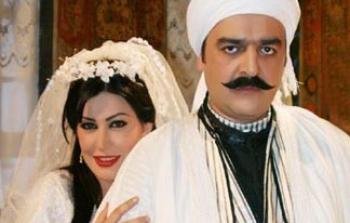 الفنانة السورية جمانة مراد التي أدت دور شريفة زوجة أبو شهاب في مسلسل باب الحارة