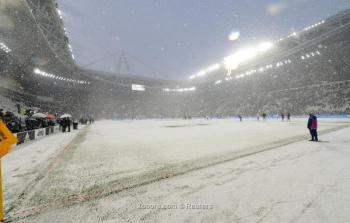 ملعب نادي يوفنتوس مغطى بالثلوج