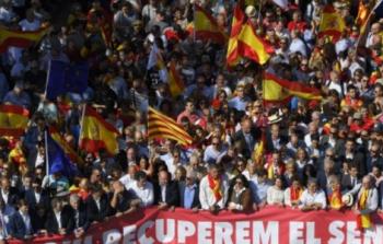 برشلونة: 300 ألف متظاهر كاتالوني ضد الاستقلال