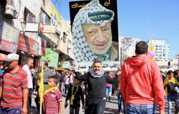 الفلسطينيون يحيون ذكرى عرفات بغزة