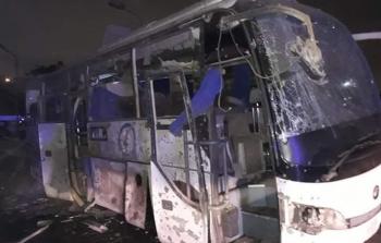 الحافلة التي تم استهدافها في الهرم
