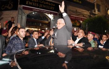 الرئيس عباس يتفقد أحوال المواطنين