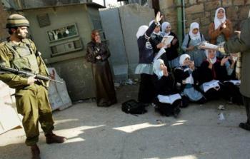 أبو زهري : الاحتلال ينتهك الحقوق الاجتماعية والتعليمية والثقافية