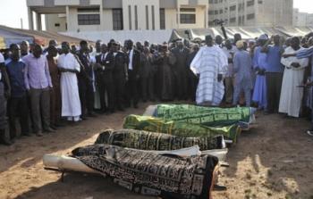 صورة أرشيفية لصلاة جنازة على ضحايا هجمات إرهابية في مالي