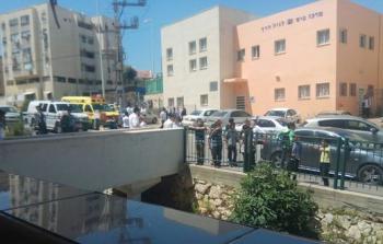 وفاة طفل تم نسيانه في سيارة مغلقة لمدة ساعتين قرب حيفا