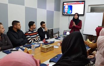 إطلاق دورة تدريبية جديدة في مجال التقديم التلفزيوني بغزة