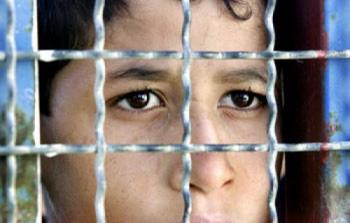 طفل فلسطيني في المعتقل