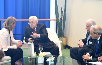 جانب من لقاء الرئيس عباس وموغريني