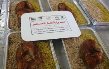 دار البر بدبي توزع وجبات الإفطار للصائمين
