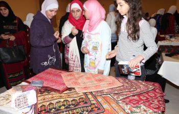 تنظيم نشاط تراثي في الأردن بعنوان (حكاية فلسطين بالإبرة والخيط)