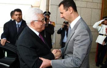 الرئيس محمود عباس مع نظيره السوري بشار الأسد