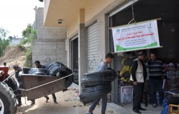 العمل الزراعي يوزع مدخلات زراعية لـ280 مزارع 