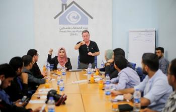 لقاء تبادل خبرات مع المصور العالمي السويدي 