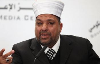 وزير الأوقاف والشؤون الدينية الشيخ يوسف ادعيس