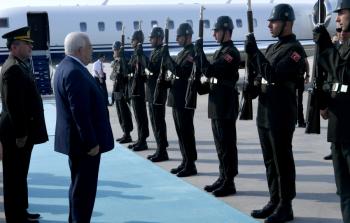 الرئيس عباس يصل أنقرة