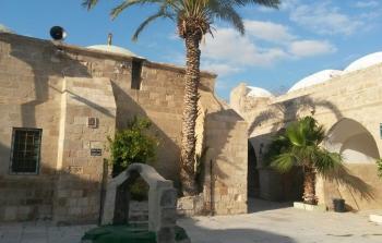 حفل في مقام النبي موسى يثير جدلا واسعا