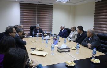 مجدلاني يوقع اتفاقيات لتمكين الاسر الفقيرة والمهشمة في فلسطين