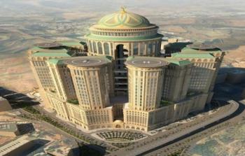 تشييد أكبر فندق في العالم بمكة المكرمة