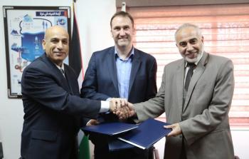 خلال توقيع الاتفاقية