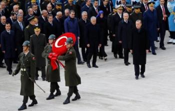 الرئيس التركي رجب طيب أردوغان وقادة الحكومة والجيش في مراسم ذكرى وفاة مصطفى كمال أتاتورك في أنقرة 