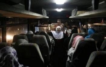 40 من أهالي أسرى غزة يزورون أبنائهم بسجن 