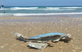 أجزاء من الطائرة المنكوبة على شواطئ حيفا