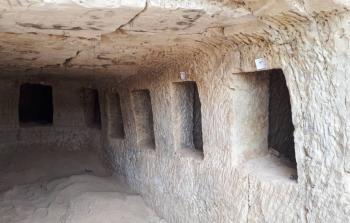 اكتشاف مقبرة أثرية في الخليل