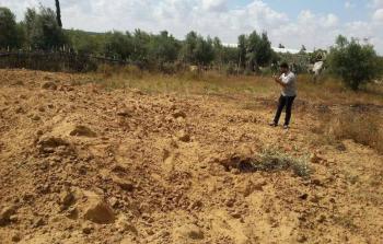 تجريف قطعة ارض من قبل الاحتلال.