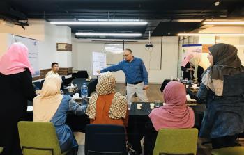 فلسطينيات تبدأ تدريبًا متقدمًا في الصحافة الاستقصائية