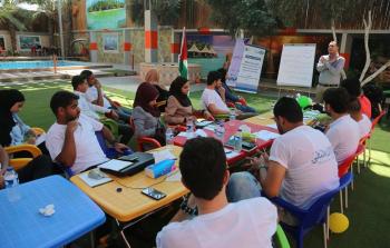مؤسسة فلسطينيات تنظم مخيم شبابي بعنوان شباب ضد الفساد