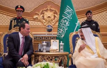 الرئيس المصري عبد الفتاح السيسي مع العاهل السعودي الملك سلمان بن عبد العزيز.