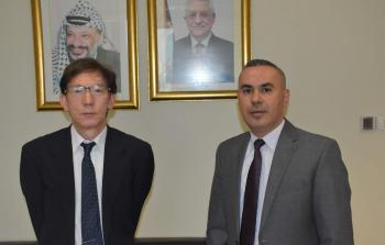 أبو الرب والسفير الياباني لدى فلسطين
