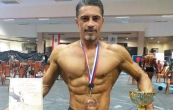 اللاجئ الفلسطيني شادي فريد درويش