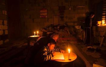 جهود لحل أزمة كهرباء غزة عبر الأمم المتحدة بتمويل قطري